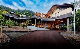 Grand Mercure Puka Park Resort