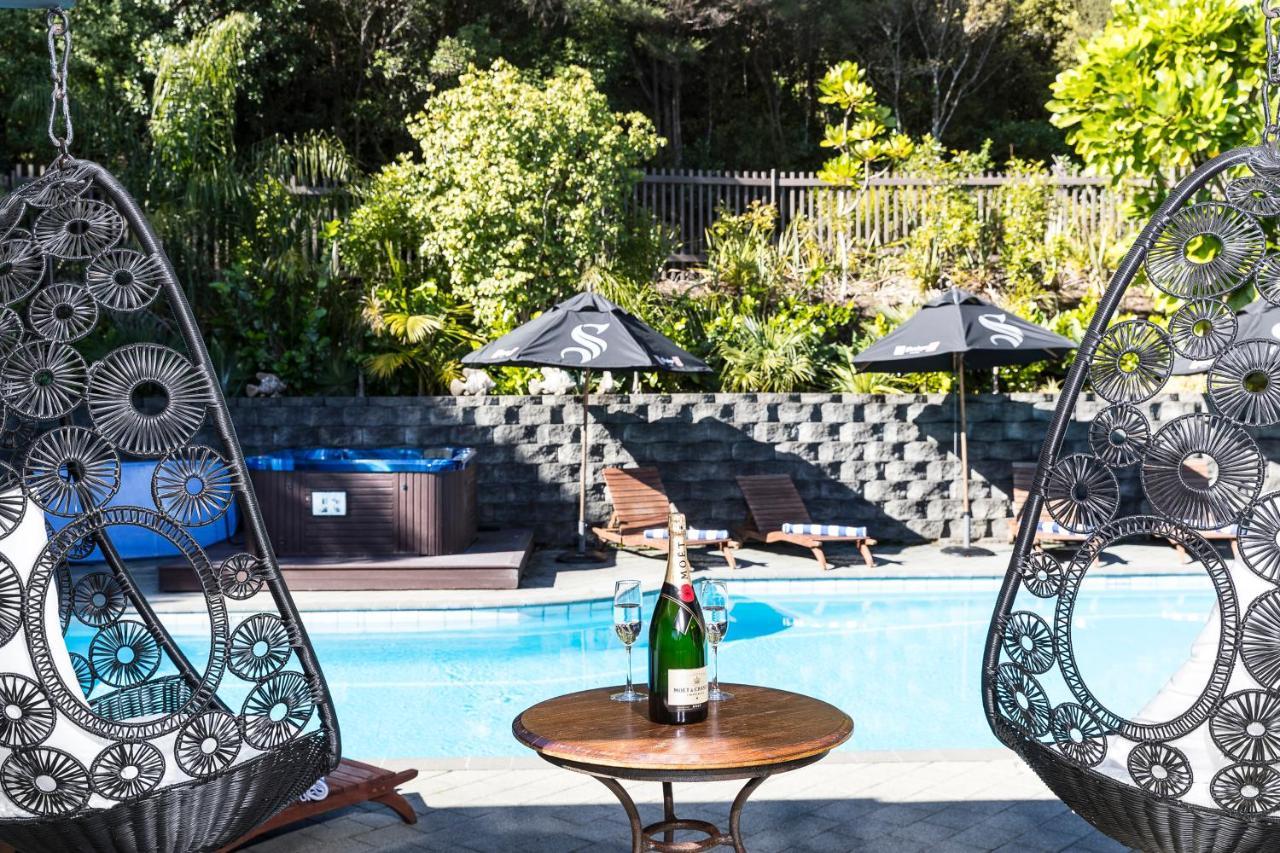 Grand Mercure Puka Park Resort Pauanui Exterior photo